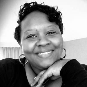 Meet your Posher, Angie